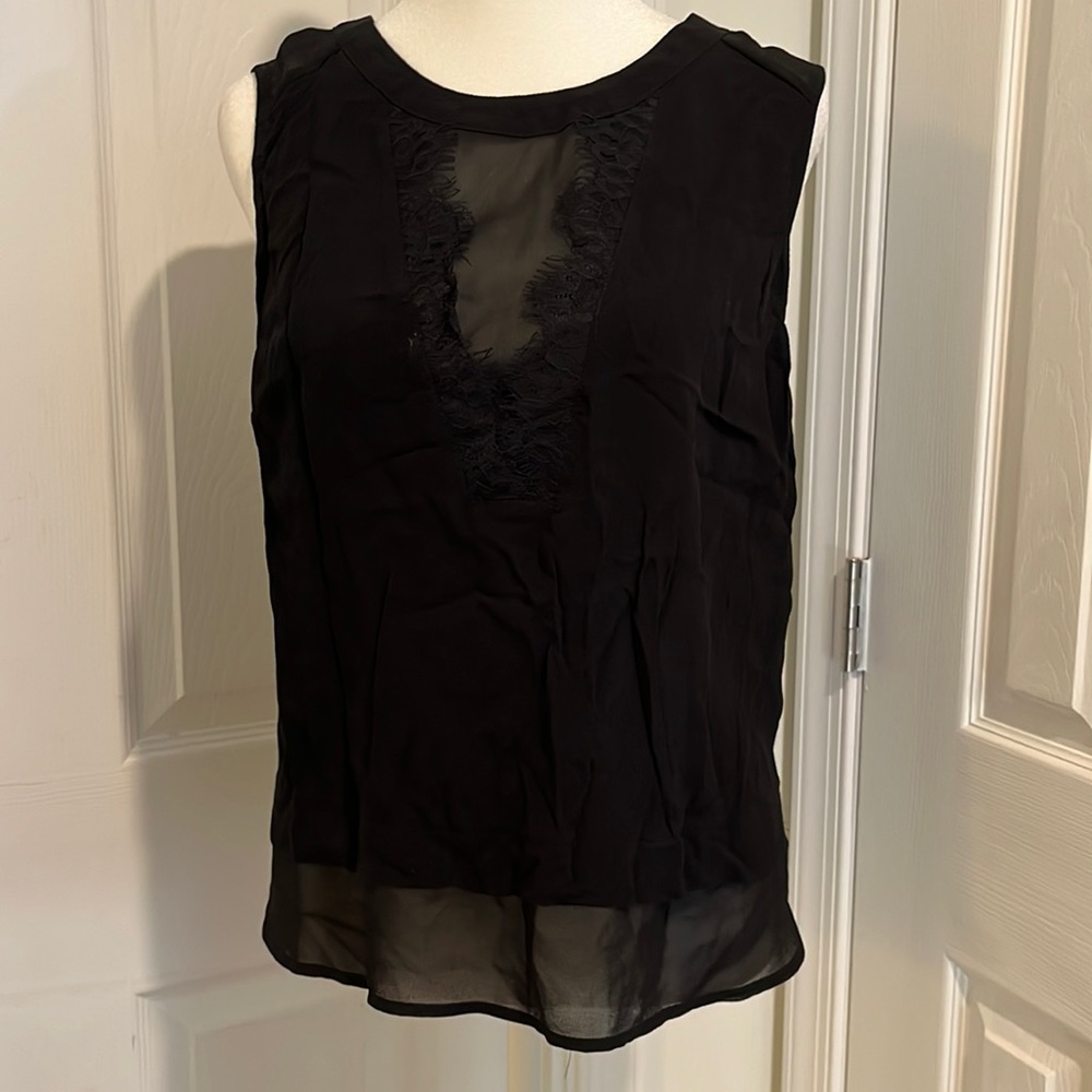 Chelsea 28, sexy top, sheer at top and back. Juniors Large.